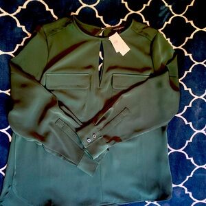 New Banana Republic blouse with tags.
